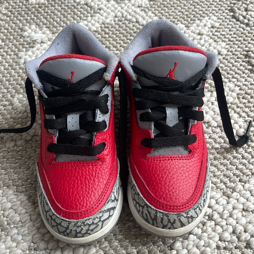 Kids Jordan 3 Retro 11C